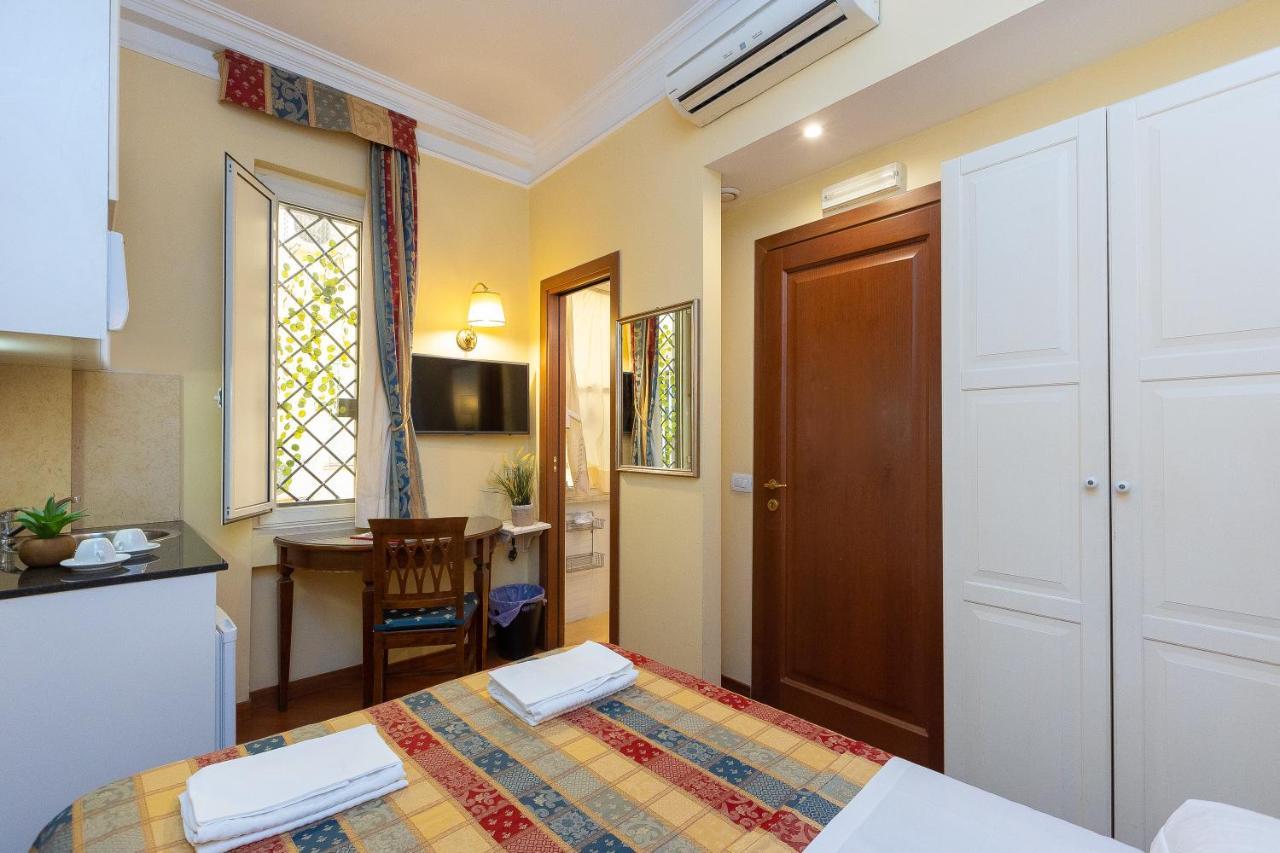 Internouno Deluxe Hotel Рим Екстериор снимка