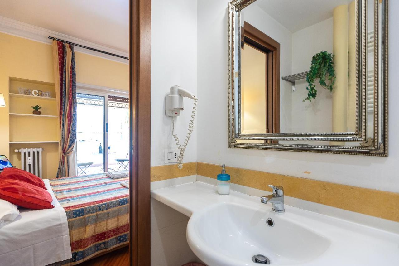 Internouno Deluxe Hotel Рим Екстериор снимка