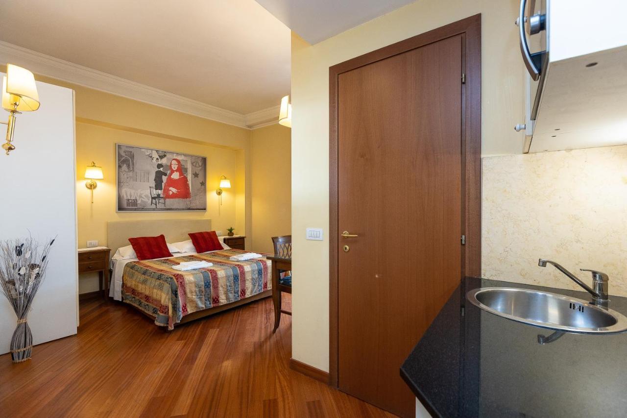 Internouno Deluxe Hotel Рим Екстериор снимка